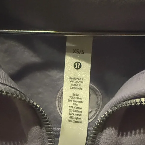 RARE NWT Lululemon Scuba lilac smoke - Picture 3 of 7